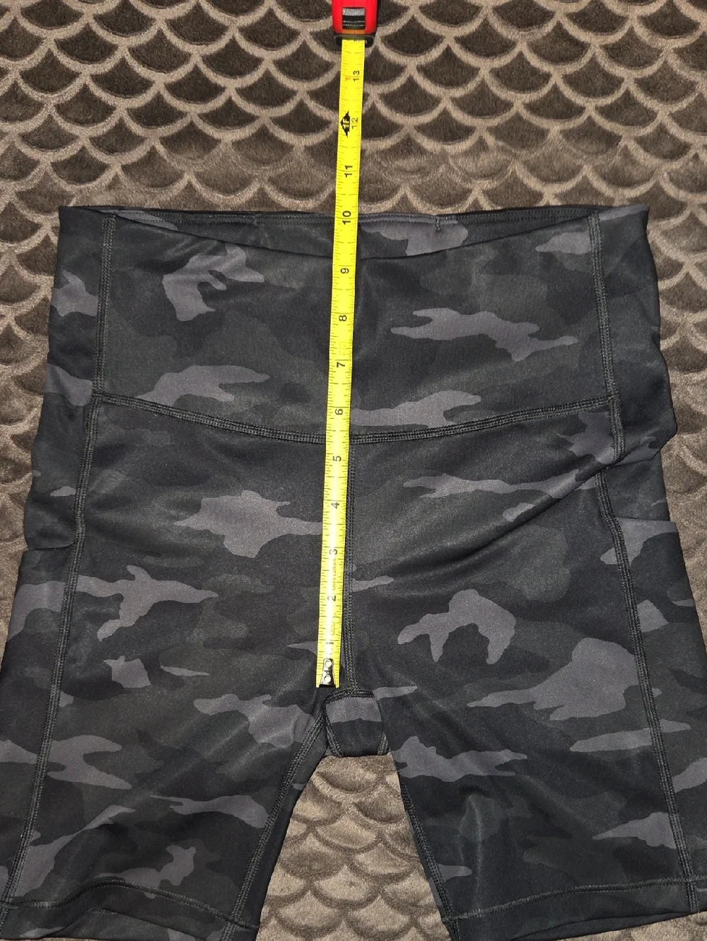 Athleta Ultimate Stash Pocket Camo 7